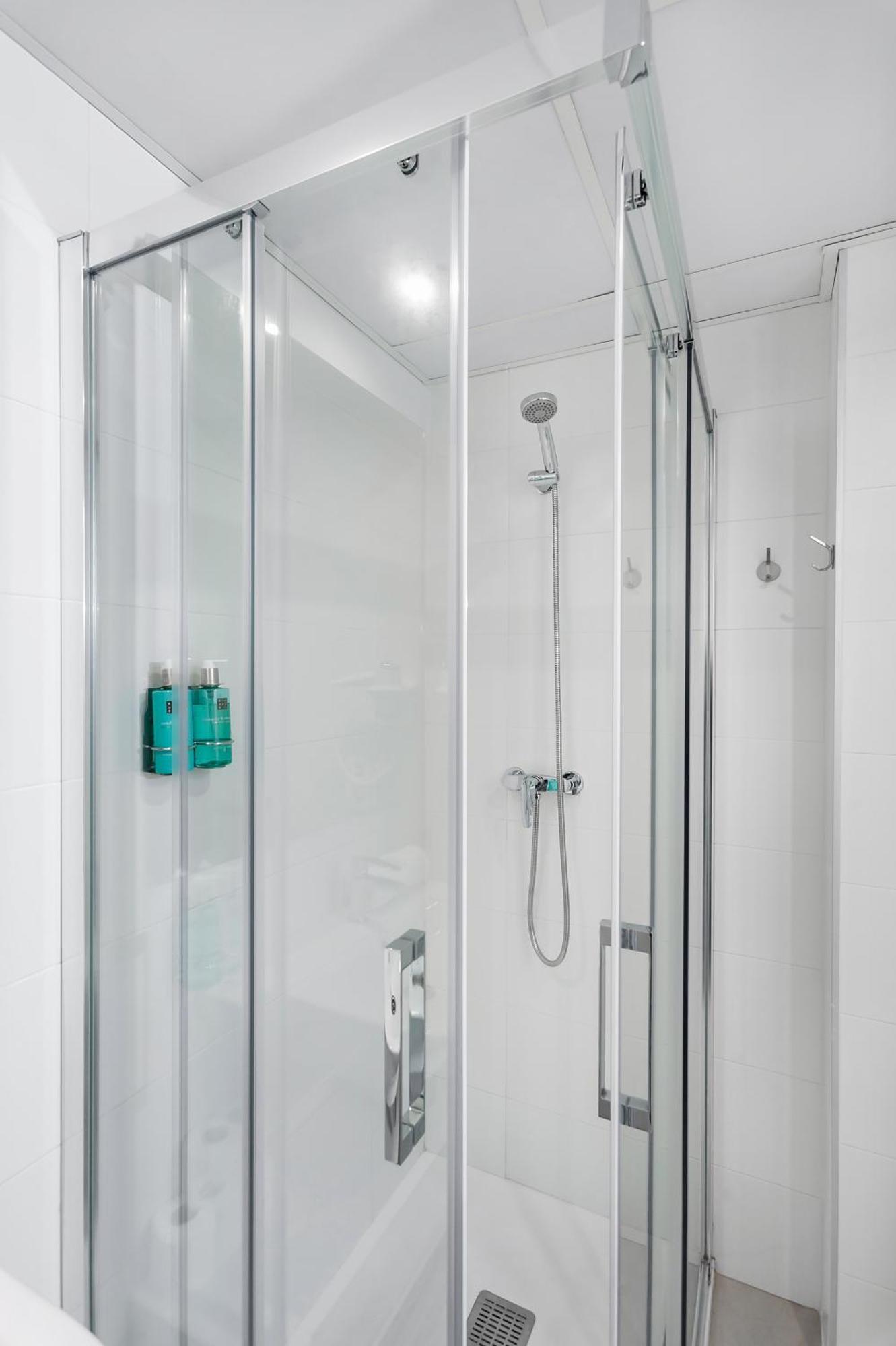 Apartamentos Isabella By Concept Flats グラナダ エクステリア 写真