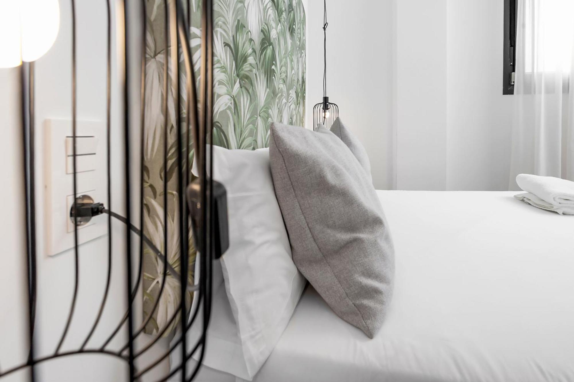 Apartamentos Isabella By Concept Flats グラナダ エクステリア 写真