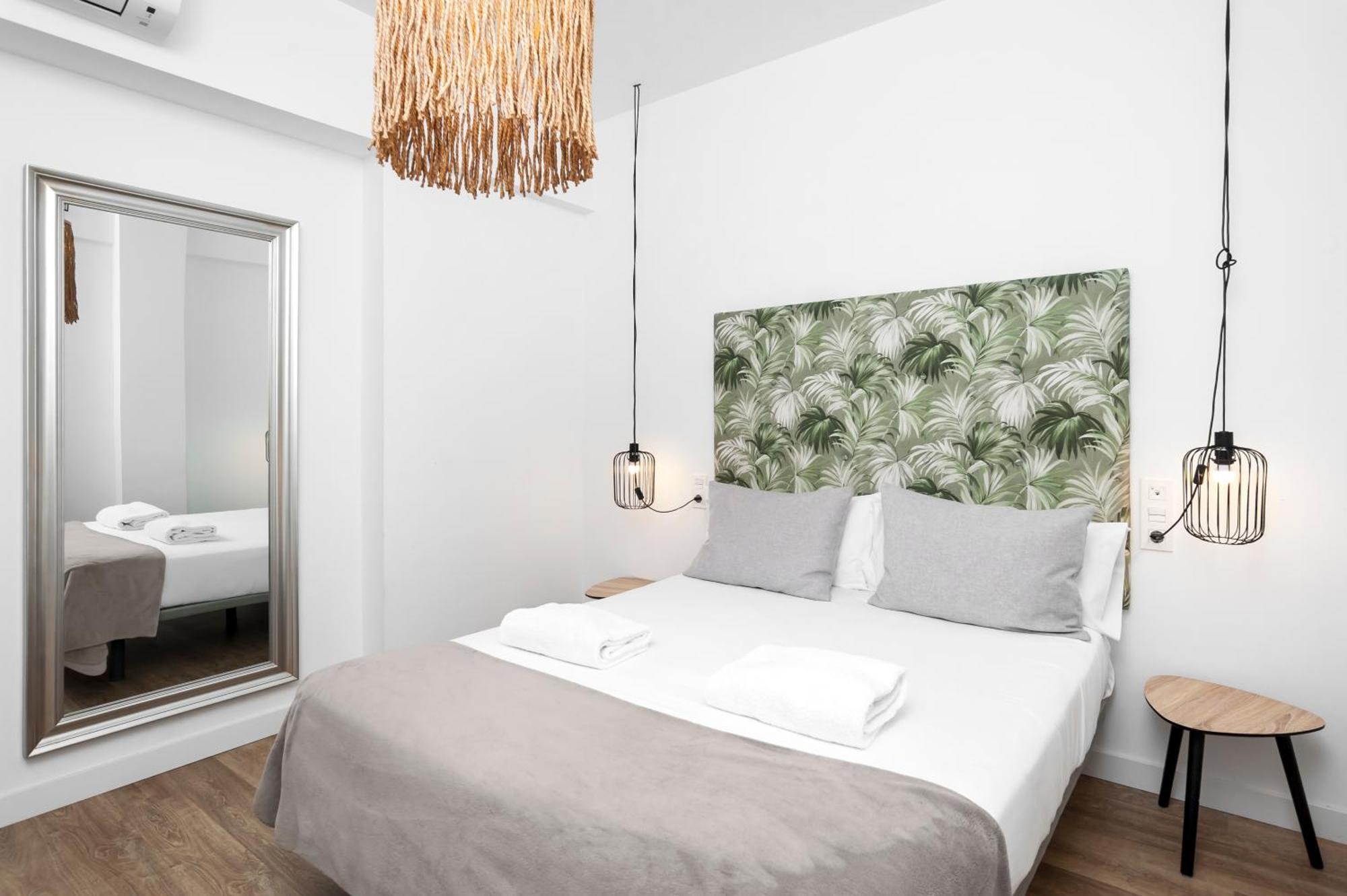 Apartamentos Isabella By Concept Flats グラナダ エクステリア 写真
