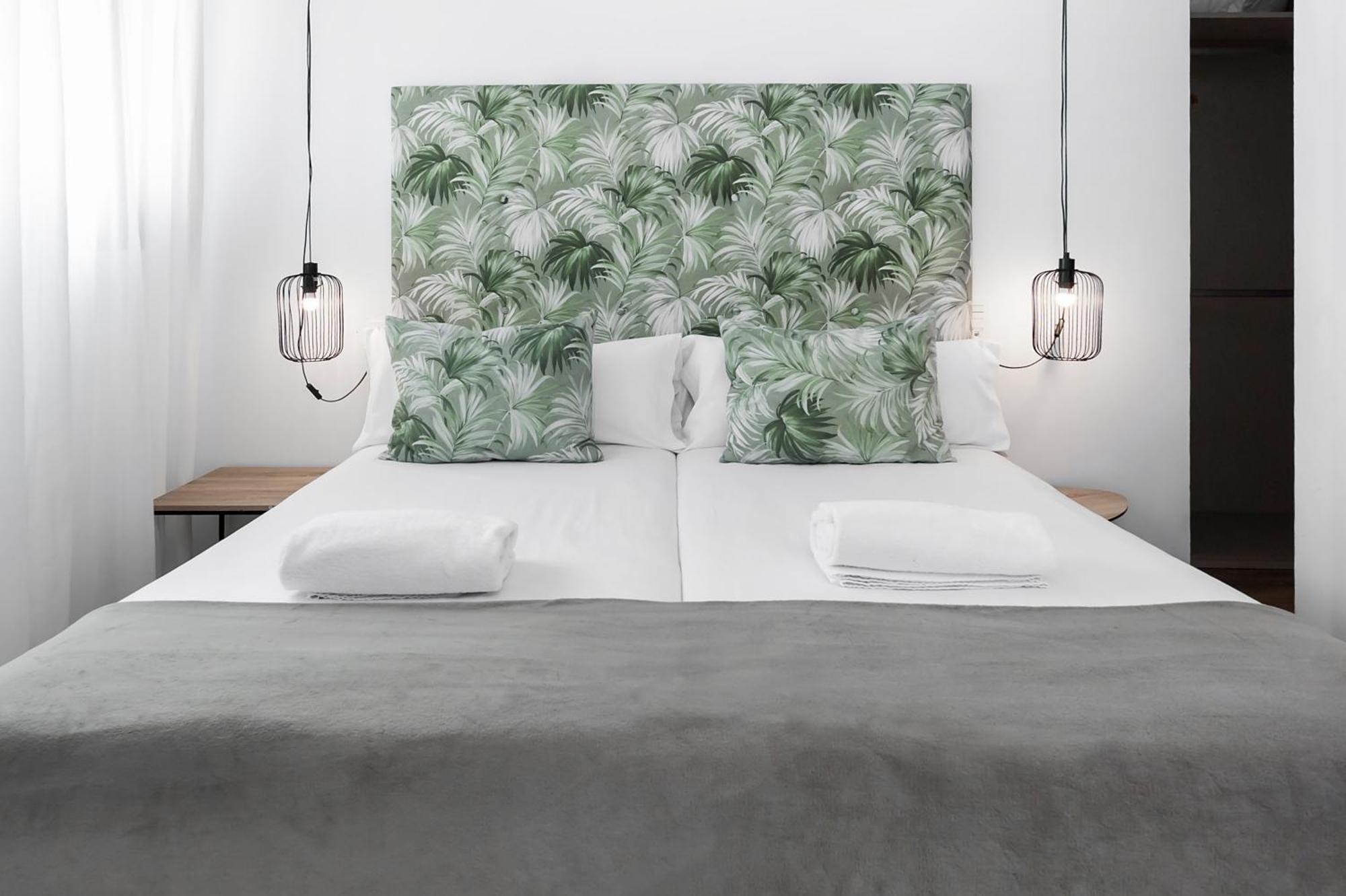 Apartamentos Isabella By Concept Flats グラナダ エクステリア 写真