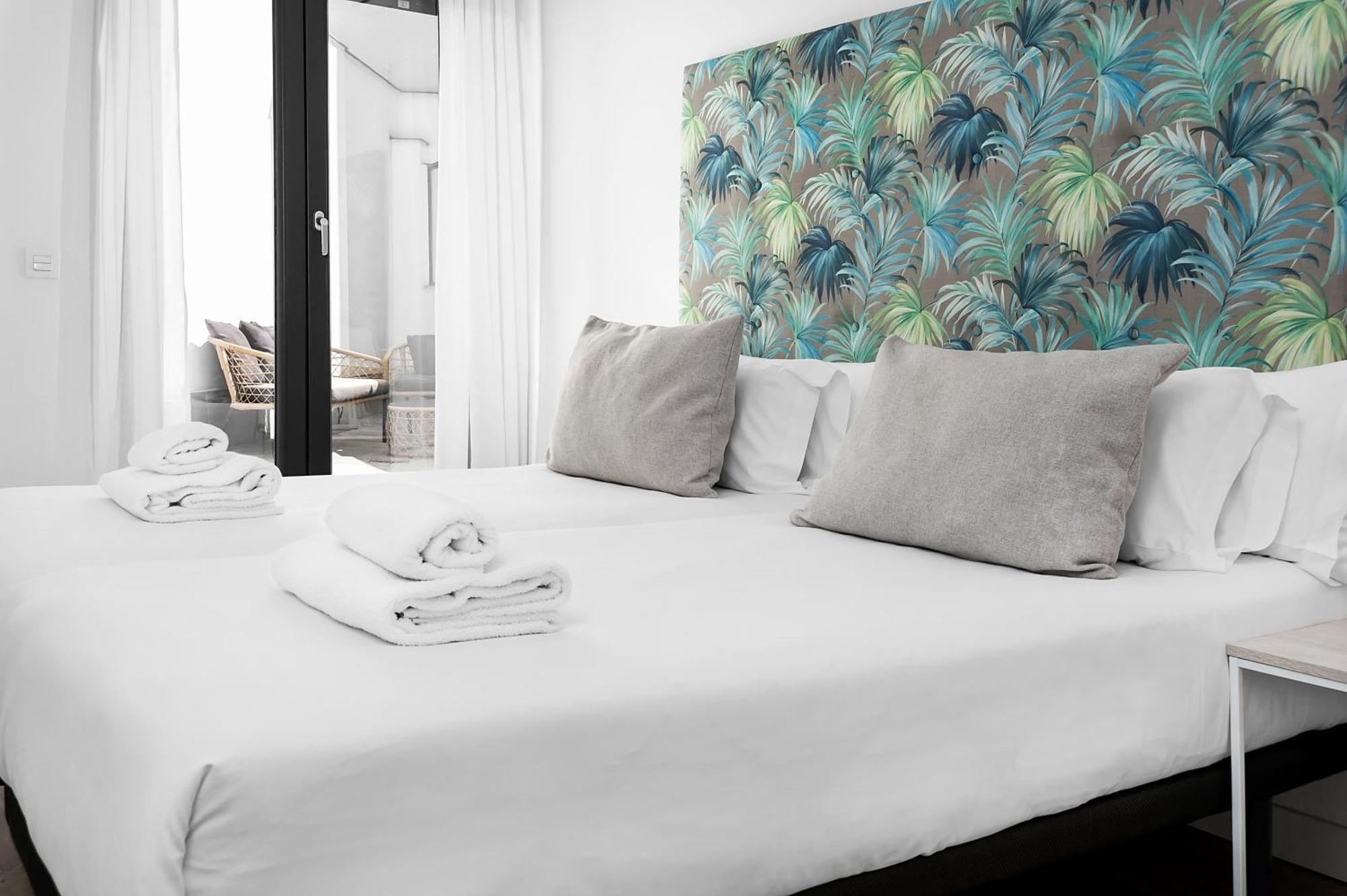 Apartamentos Isabella By Concept Flats グラナダ エクステリア 写真