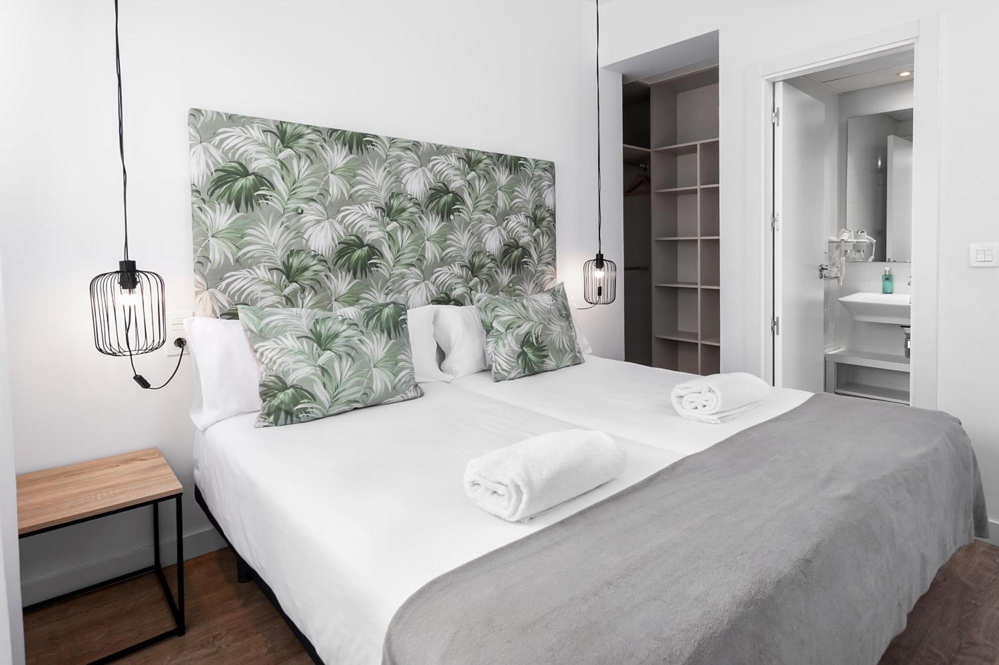 Apartamentos Isabella By Concept Flats グラナダ エクステリア 写真