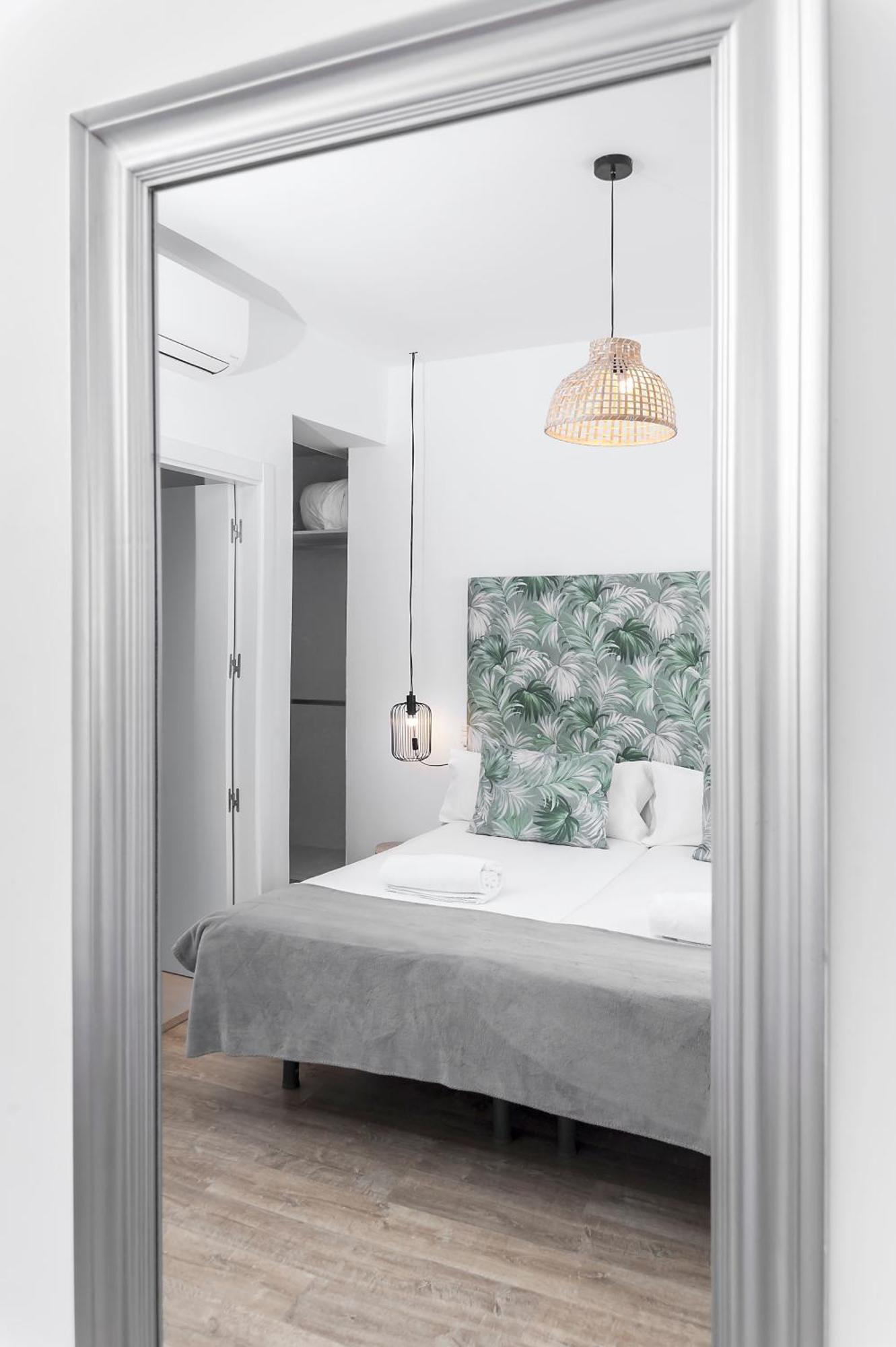 Apartamentos Isabella By Concept Flats グラナダ エクステリア 写真